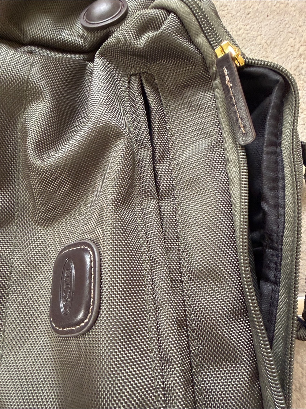 NEW! With tags- Bric's Olive Green Softside Spinner Carry-On - Picture 5 of 8